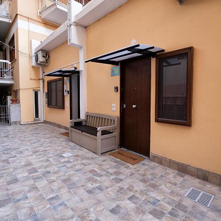 Domus Marti Hotel Formia Bagian luar foto