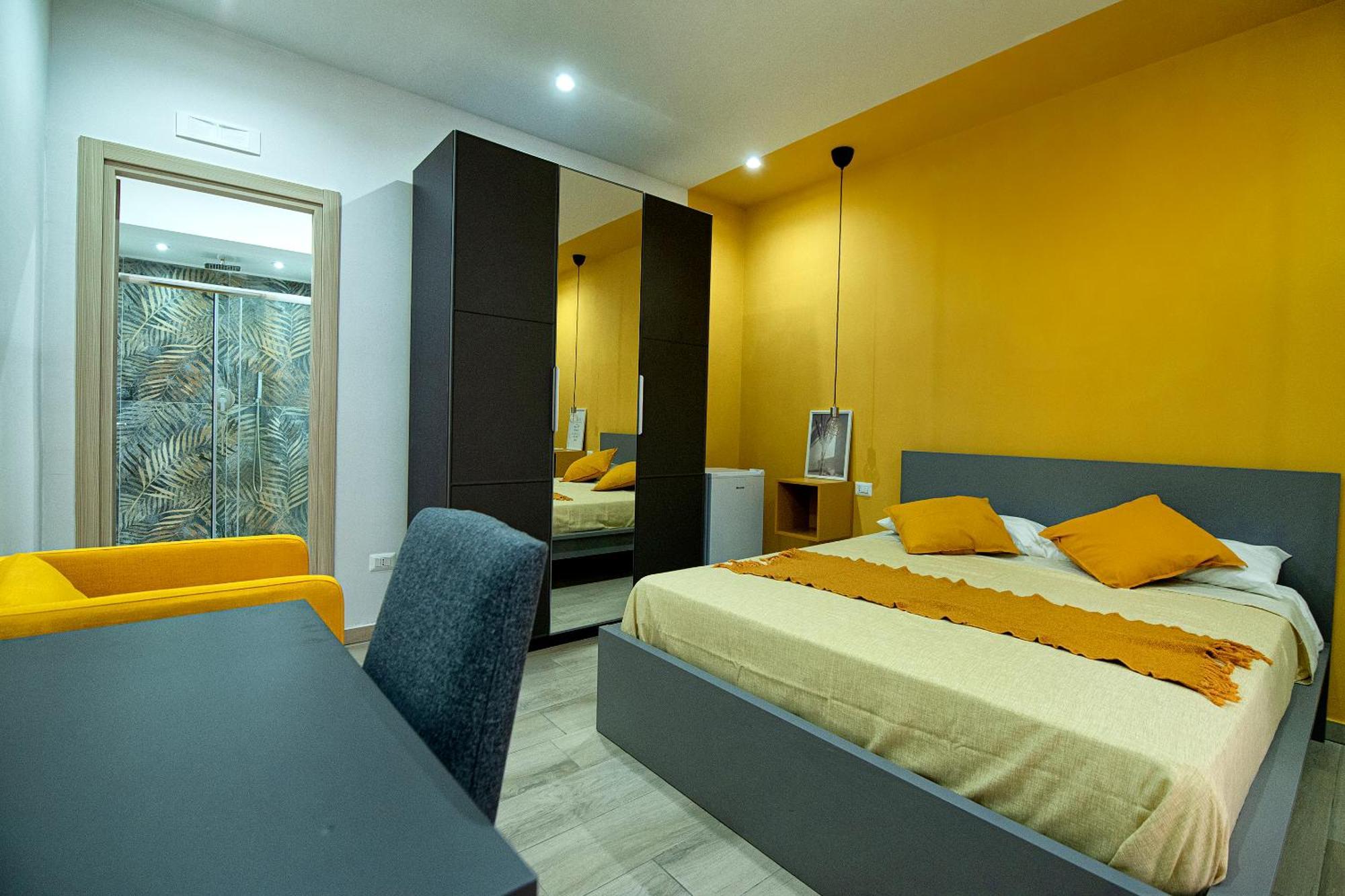 Domus Marti Hotel Formia Bagian luar foto